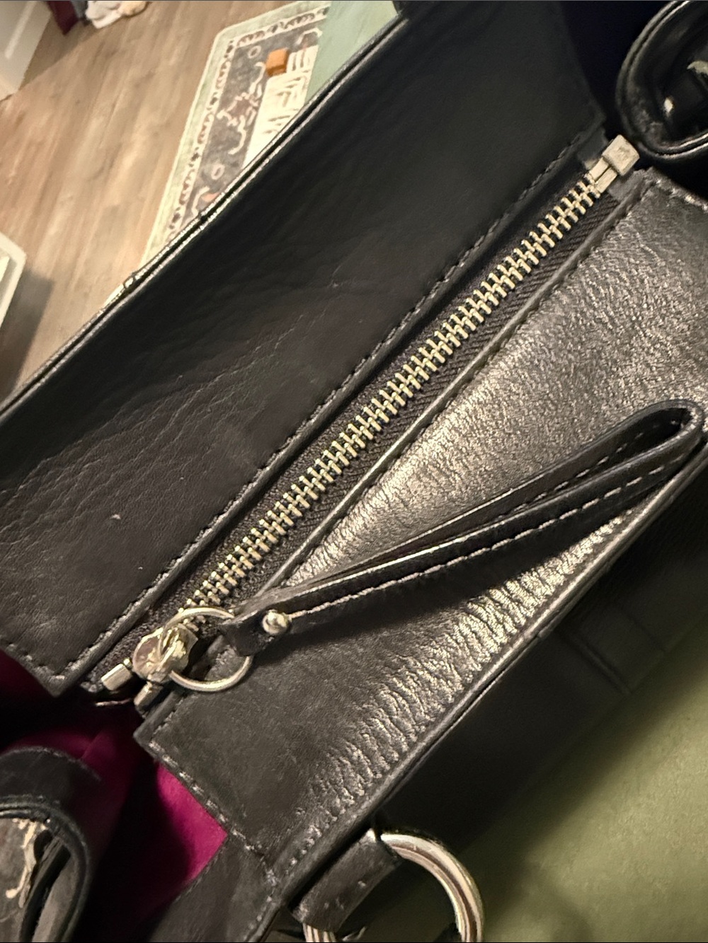 Black Leather Coach Shoulder Bag with Silver Hardware - Picture 5 of 8